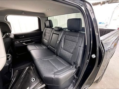 Used 2024 Toyota Tundra Limited image 19