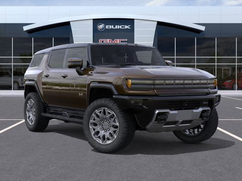 New 2025 GMC Hummer EV 3X w/ LPO, Cargo Utility Package image 7