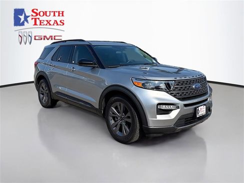 Used 2024 Ford Explorer XLT w/ Equipment Group 202A image 1
