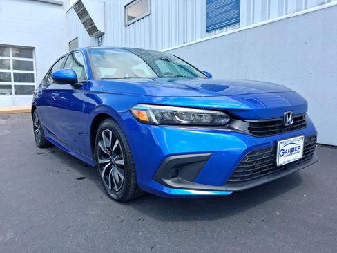 Used 2024 Honda Civic EX image 7