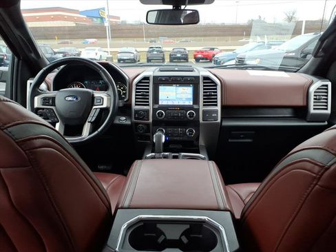 Used 2019 Ford F150 Platinum w/ Technology Package image 8