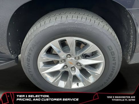 Used 2025 Chevrolet Suburban Premier RWD image 46