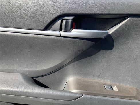 Used 2024 Toyota Camry LE image 29