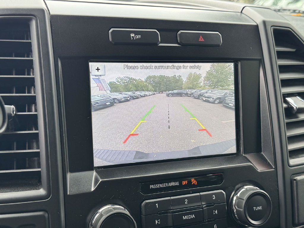 Used 2017 Ford F150 XL w/ Equipment Group 101A Mid AWD/4WD image 28