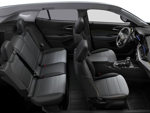 New 2026 Chevrolet Trax LT w/ Driver Confidence Package FWD image 30