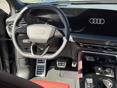 New 2025 Audi SQ5 Premium Plus image 19