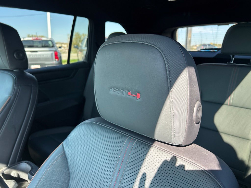 Used 2024 GMC Acadia AT4 w/ Super Cruise Package AWD/4WD image 18