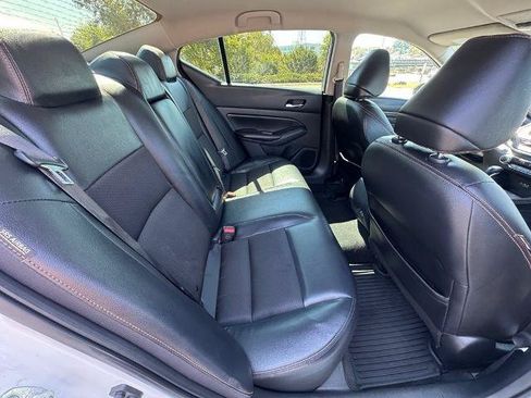 Certified 2021 Nissan Altima 2.5 SR FWD image 11