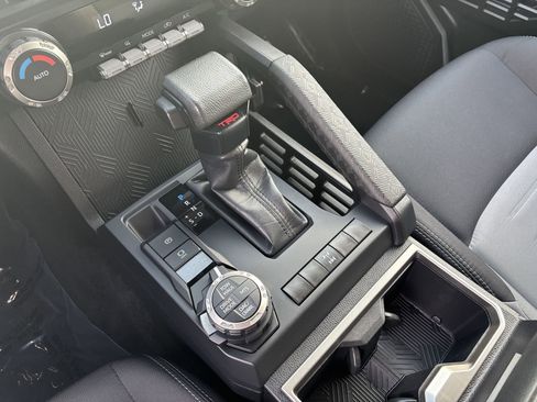 Used 2025 Toyota Tacoma TRD Off-Road image 29