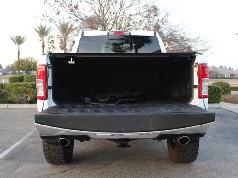 Used 2019 RAM 1500 Big Horn image 30