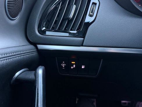 Used 2021 Kia Stinger GT image 38