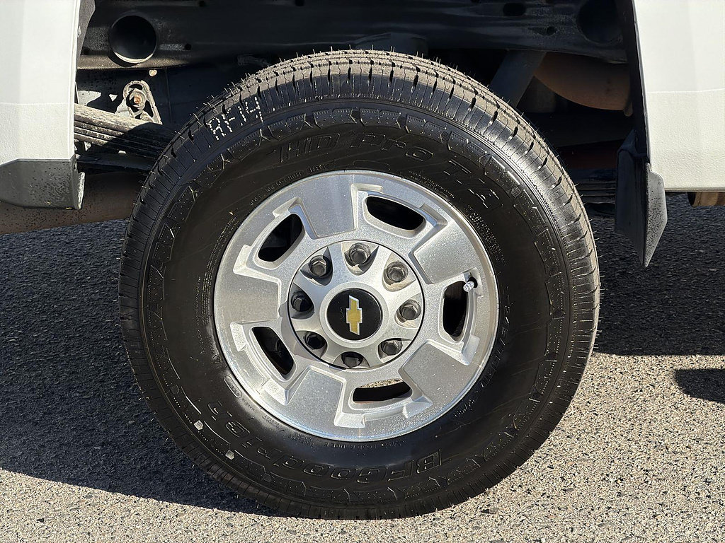 Used 2015 Chevrolet Silverado 2500 LT w/ LT Convenience Package RWD image 30