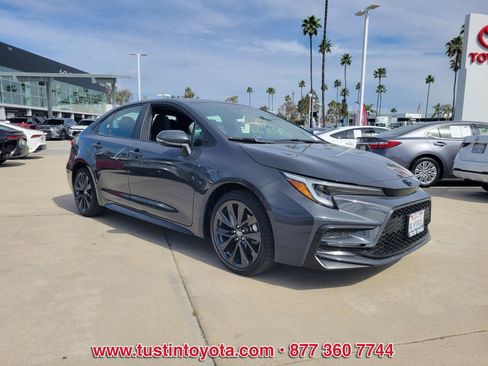 Certified 2024 Toyota Corolla SE w/ SE Premium Package image 2