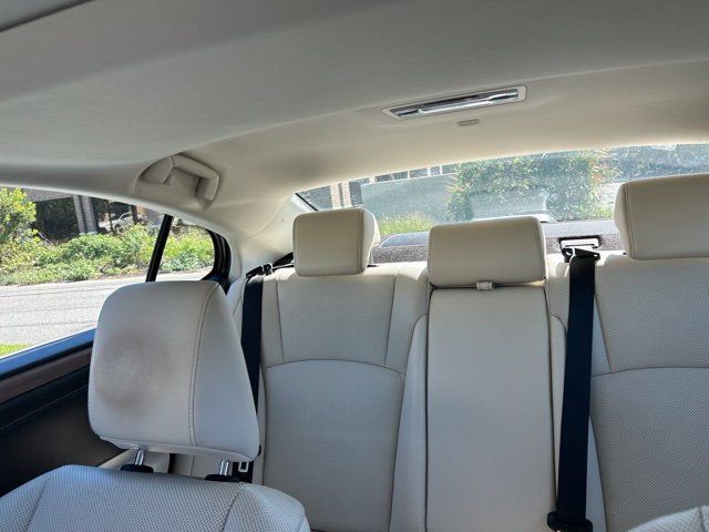 Used 2023 Lexus ES 300h w/ Premium Package FWD image 12