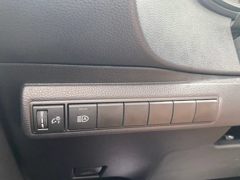 Used 2025 Toyota Corolla LE FWD image 26