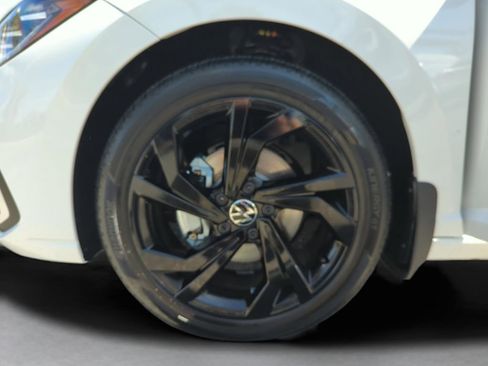 New 2026 Volkswagen Jetta SE FWD image 46