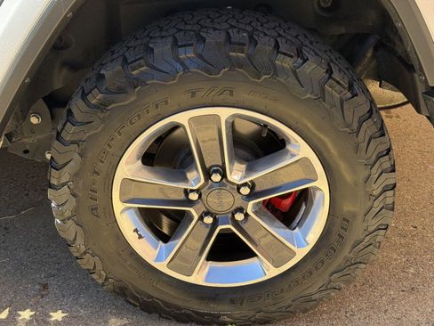 Used 2019 Jeep Wrangler Unlimited Sahara w/ Cold Weather Group image 48