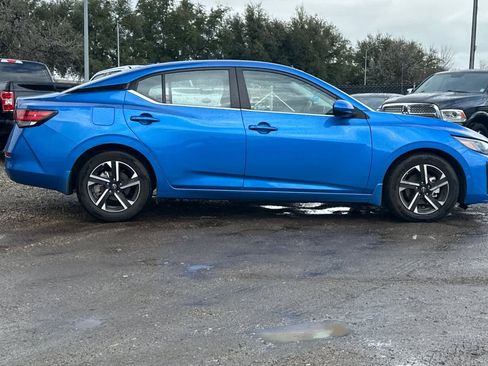 Used 2024 Nissan Sentra SV w/ All-Weather Package image 9