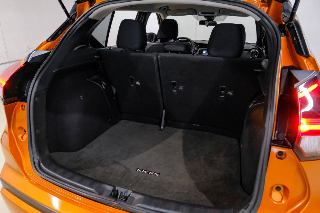 Used 2023 Nissan Kicks SR FWD image 67
