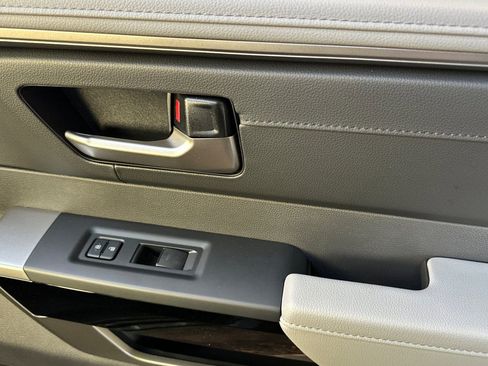 New 2025 Toyota Tundra Limited image 18