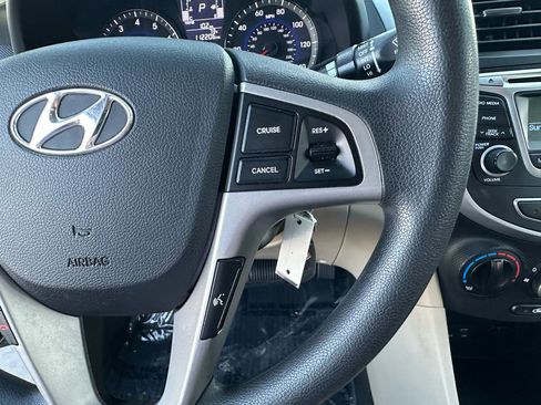 Used 2017 Hyundai Accent Value Edition image 35