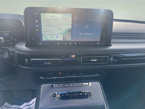 New 2025 Lincoln Aviator AWD w/ Jet Appearance Package image 16