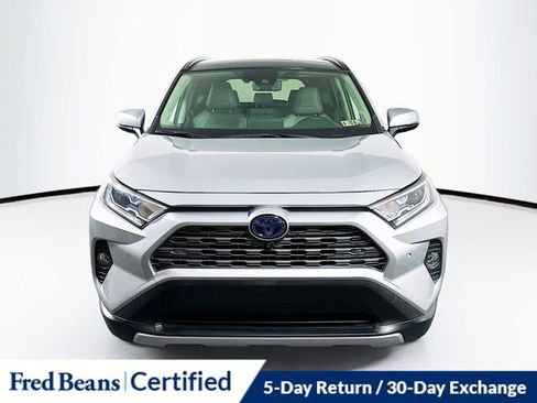 Used 2019 Toyota RAV4 Limited image 2