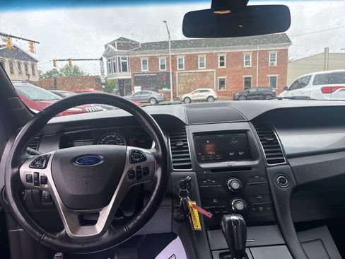 Used 2014 Ford Taurus SEL w/ Equipment Group 201A AWD/4WD image 14
