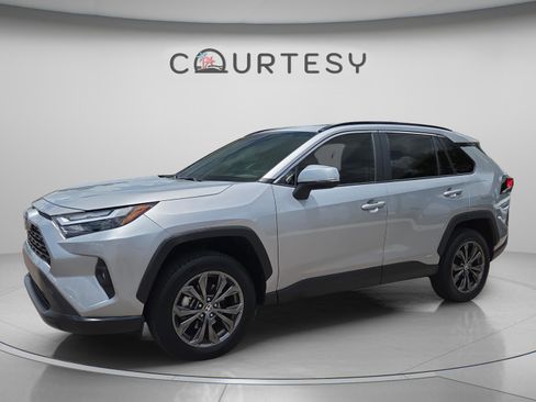 Certified 2023 Toyota RAV4 XLE Premium AWD/4WD image 1