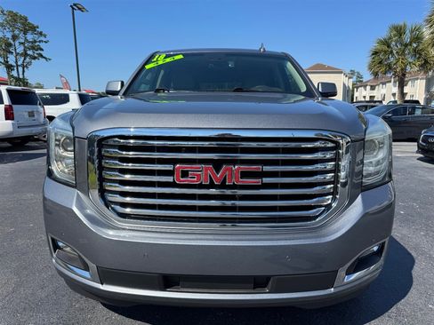 Used 2018 GMC Yukon SLT w/ Premium Edition AWD/4WD image 3