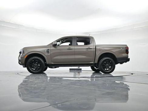 New 2025 Ford Ranger Lariat w/ Black Appearance Package image 36