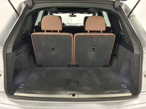 Used 2018 Audi Q7 3.0T Prestige AWD/4WD image 35