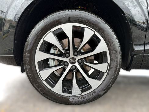 New 2026 Audi Q3 quattro 2.0T AWD/4WD image 11