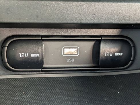 Certified 2023 Kia Soul LX image 23