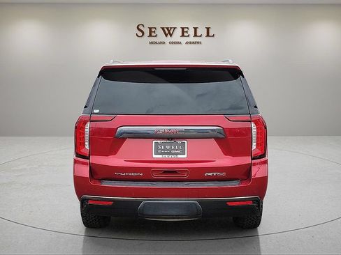 Used 2023 GMC Yukon AT4 AWD/4WD image 4
