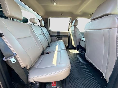 Used 2020 Ford F550 4x4 Crew Cab Super Duty image 25