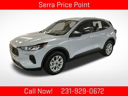 Used 2025 Ford Escape Active image 1