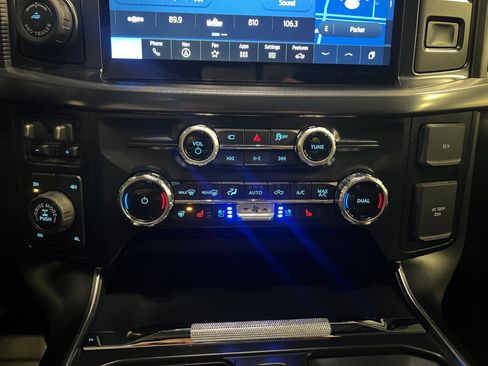 Used 2025 Ford F150 Raptor image 19