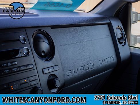 Used 2016 Ford F250 XL w/ Power Equipment Group AWD/4WD image 9