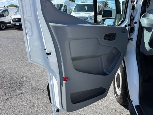 Used 2019 Ford Transit 150 148 Low Roof RWD image 12