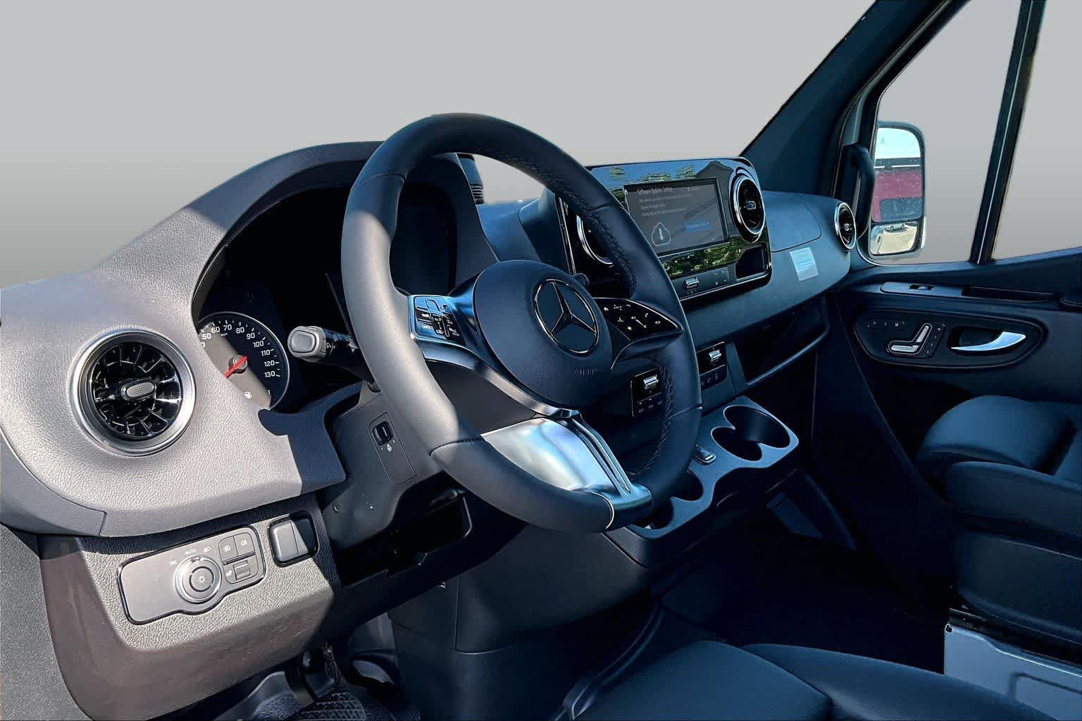 New 2026 Mercedes-Benz Sprinter 2500 image 8