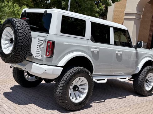 Used 2026 Ford Bronco Outer Banks AWD/4WD image 15