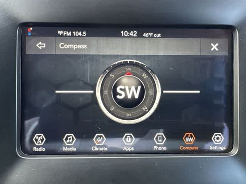 Used 2020 Jeep Cherokee Latitude AWD/4WD image 18