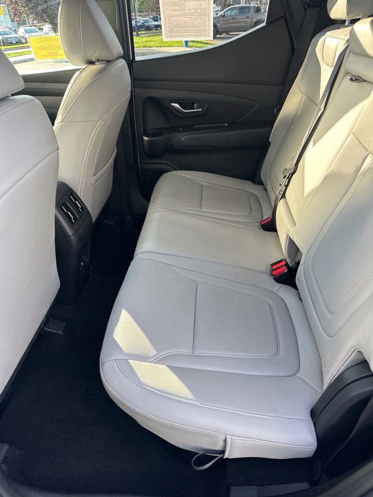 Used 2025 Hyundai Santa Cruz SEL FWD image 7