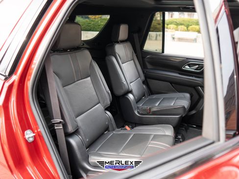 Used 2022 Chevrolet Tahoe RST w/ Luxury Package image 18