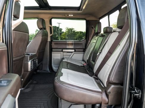 Used 2018 Ford F250 Limited w/ FX4 Off-Road Package image 43