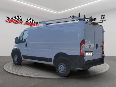 Used 2025 RAM ProMaster 2500 w/ Safety Group FWD image 5