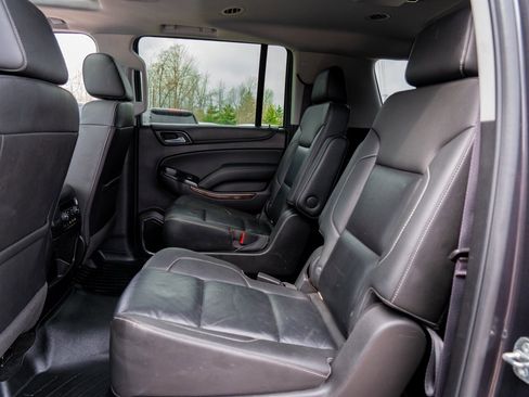Used 2017 Chevrolet Suburban LT AWD/4WD image 24
