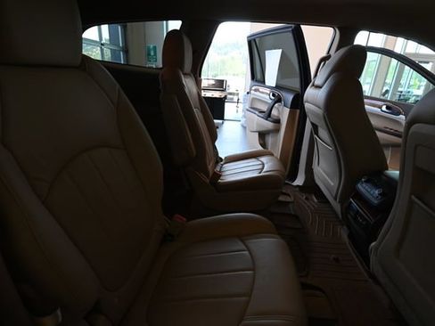 Used 2012 Buick Enclave Leather AWD/4WD image 23