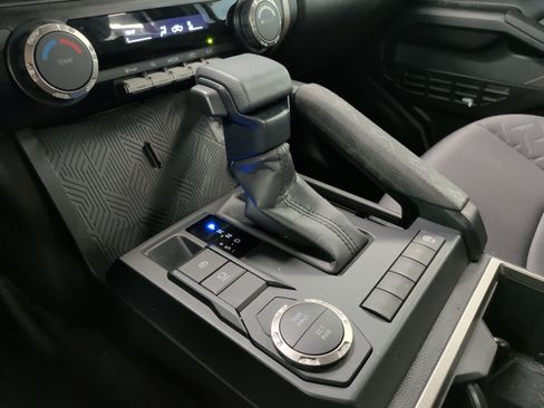 Used 2026 Toyota Tacoma SR5 RWD image 25
